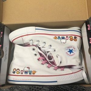 Converse x Hello Kitty